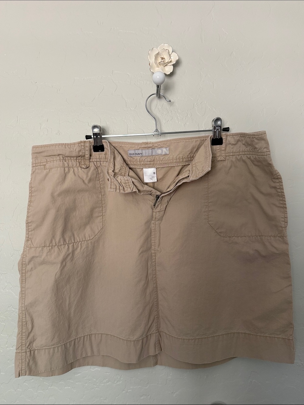 Old Navy Khaki Mini Skirt - Neutral Tan